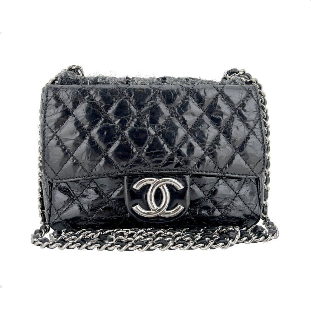 Chanel Crinkled Calfskin Leather and Tweed Classic Flap in Black - Picture 12 of 14